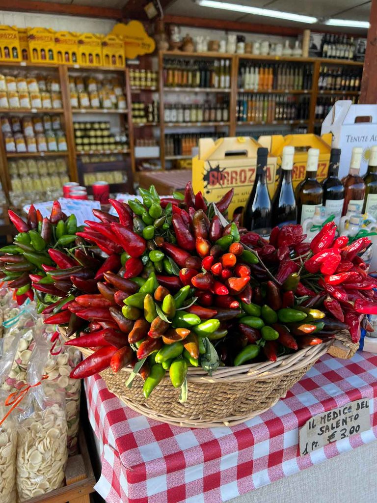 Mercado en Matera en La Puglia, Italia - Arancha Mato Interiorismo