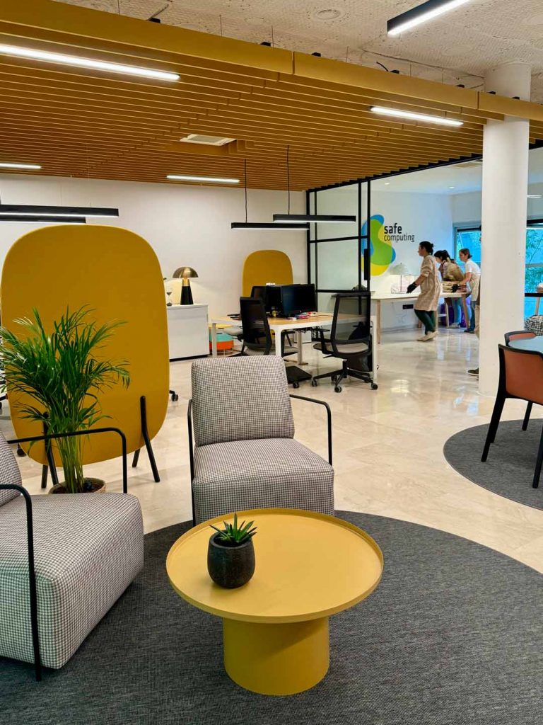Diseño de oficinas en Sevilla por Arancha mato Interiorismo